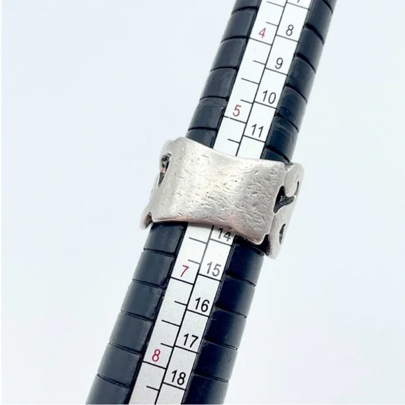 Silpada Sterling Silver Scroll Ring - R1200 Ornate Swirl Wide Statement Band - Picture 7 of 8